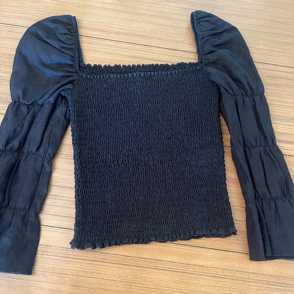 Reformation top, like new! only worn a few times, size small